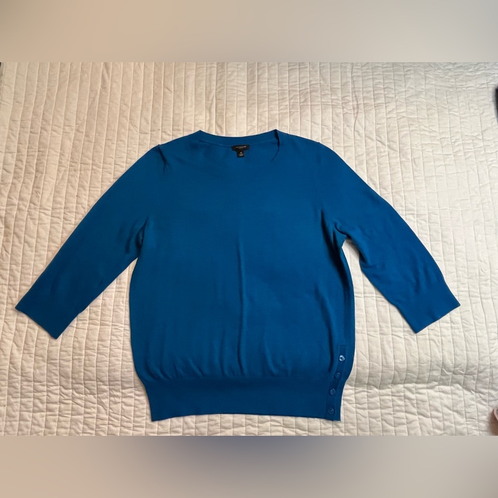 Ann Taylor teal blue 3/4 sleeve sweater